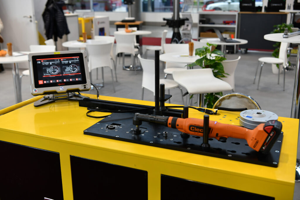 Externí kalibrace momentových klíčů, šroubováků